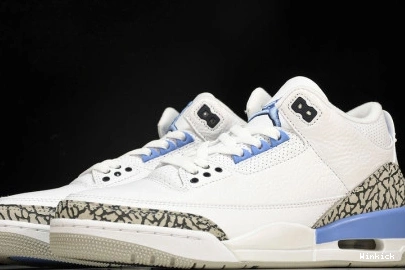 “UNC” RETRO JORDAN CT8532-104 3 AIR WHITE 0830